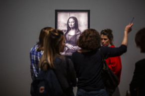 Louvre exhibit acclaims Da Vinci, 500 years after his death