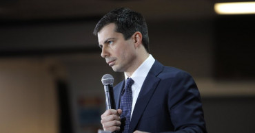 2020 Democratic race is wide open in Iowa as caucuses near