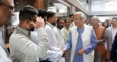 সাবেক কর্মস্থলে ফিরলেন অধ্যাপক ইউনূস