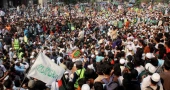 Protest Seeking AL Ban: Crowd grows larger at Shahbagh