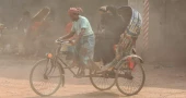 Dhaka’s air turns ‘unhealthy’ this morning
