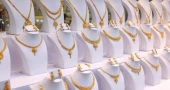 Gold price drops by Tk 5,447 per bhori at week’s start